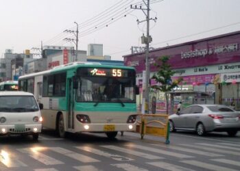 일에 현타를 느끼는 이유 <가짜 노동>